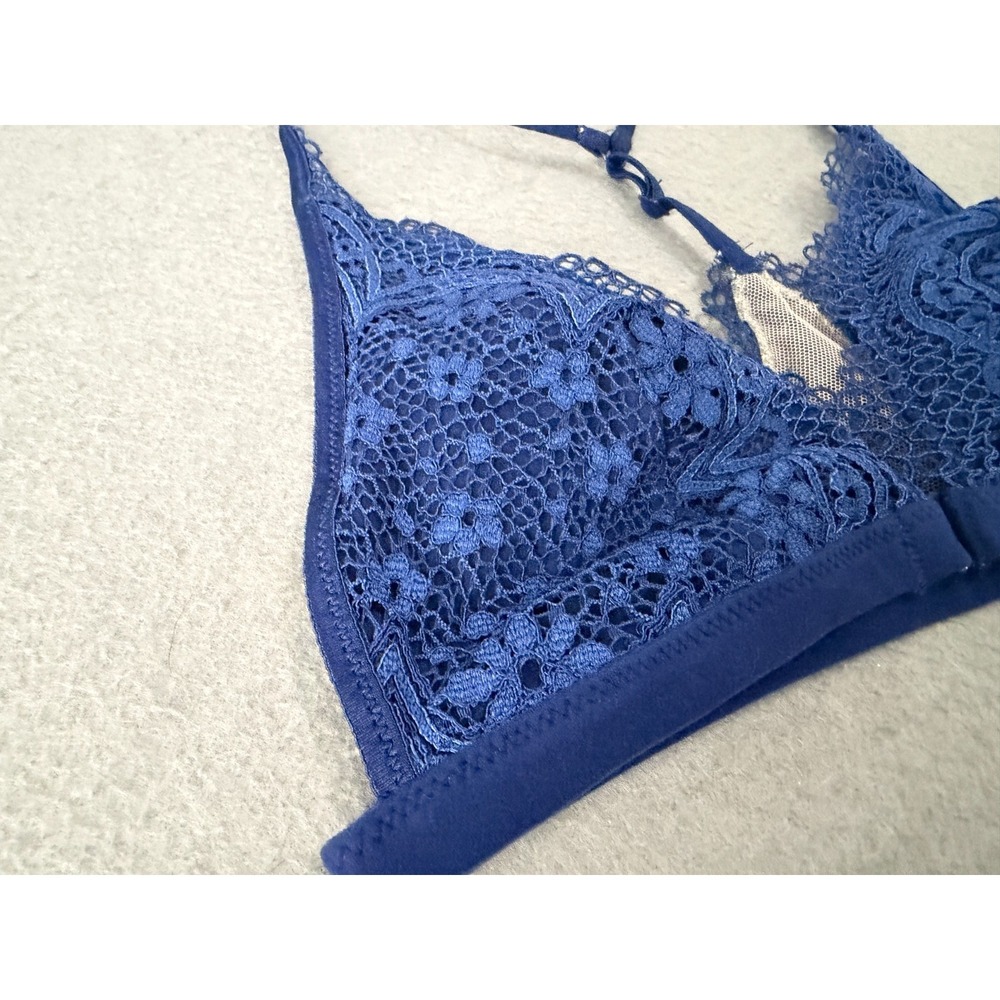 Victoria's Secret Bra Size S Lace Wire Free Bralette Triangle Coquette T-Back - Picture 3 of 11